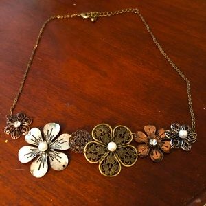 Silver gold flower collar necklace